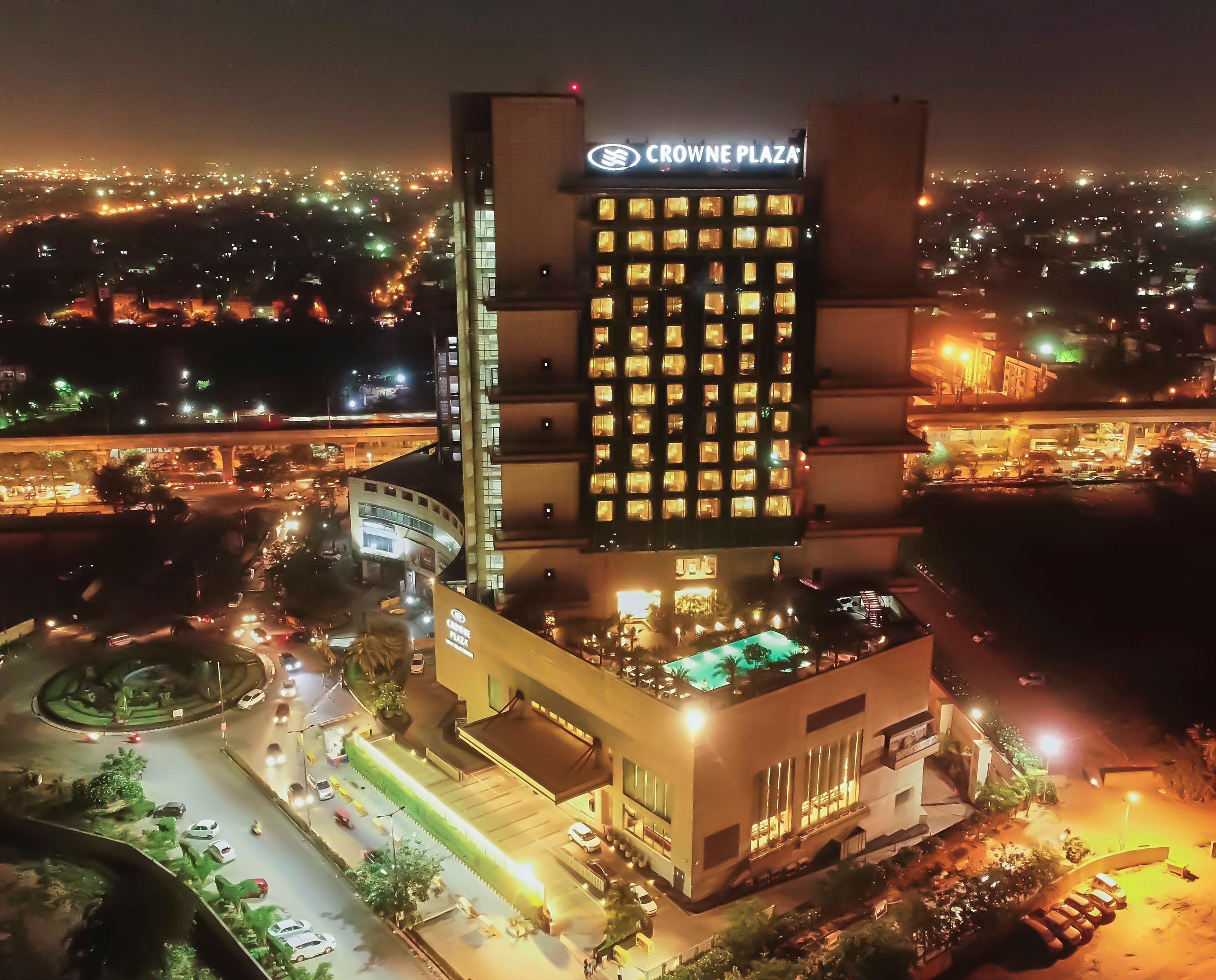 Crowne Plaza New Delhi Rohini By Ihg Hotel Екстериор снимка