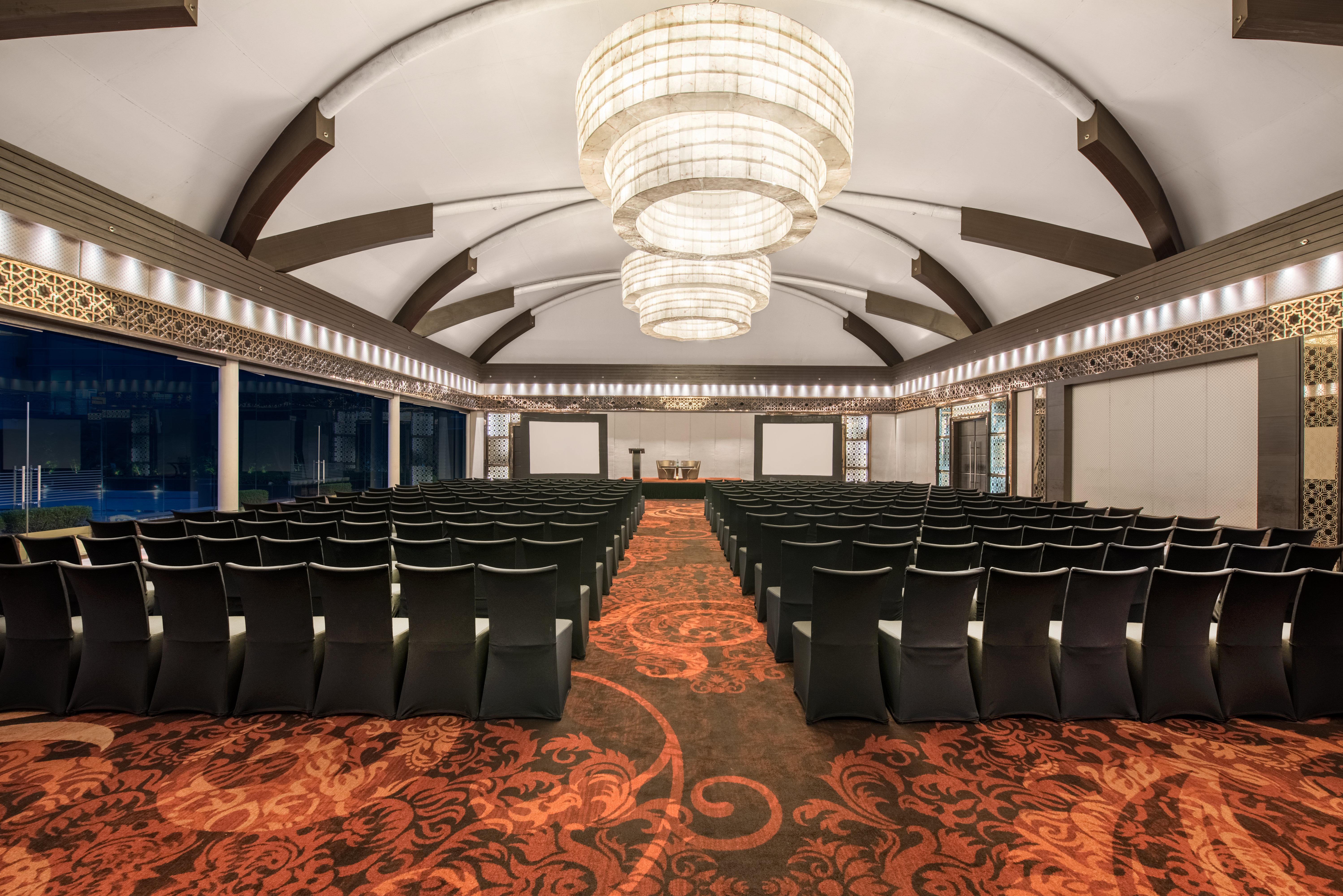 Crowne Plaza New Delhi Rohini By Ihg Hotel Екстериор снимка