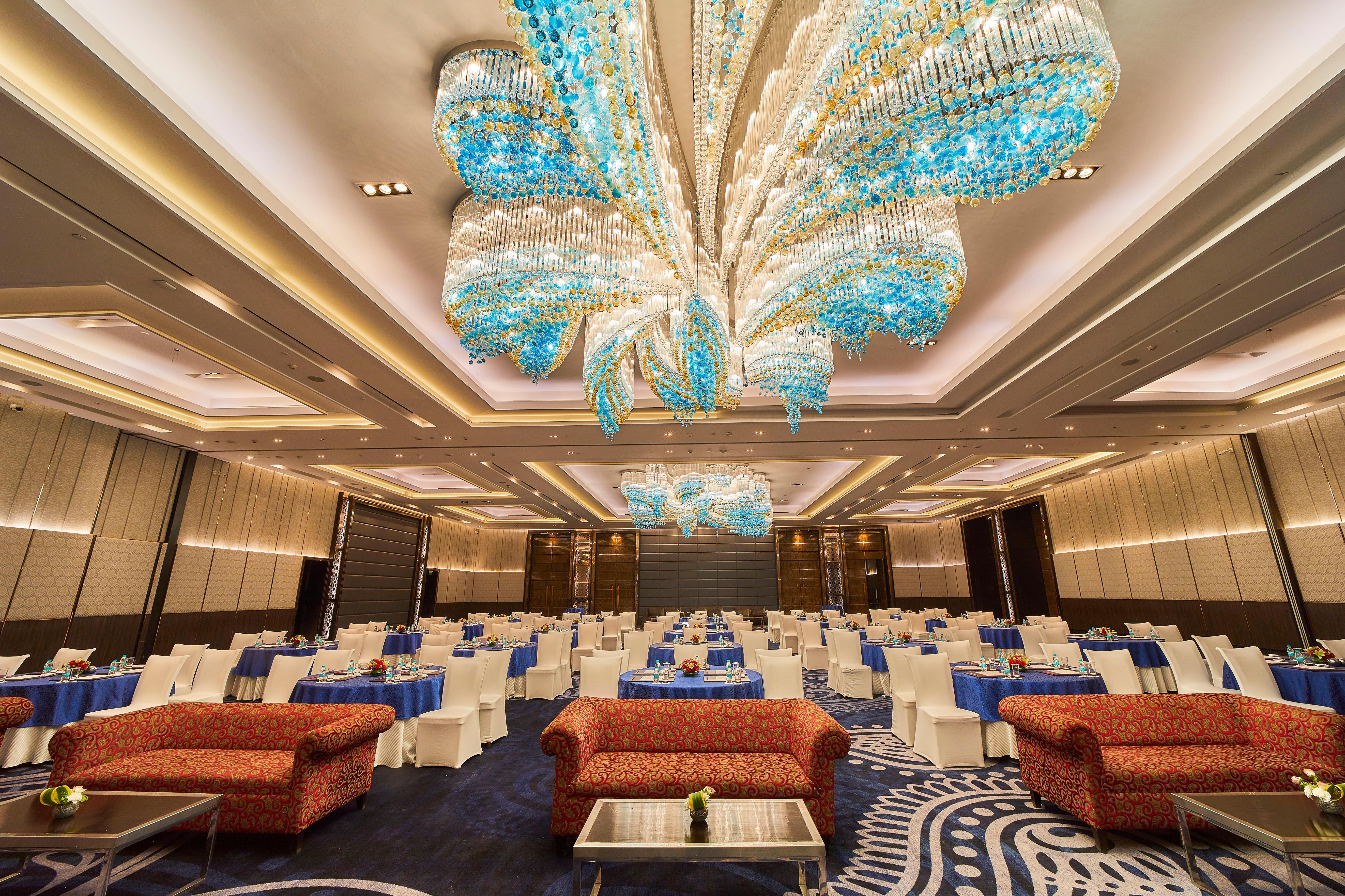 Crowne Plaza New Delhi Rohini By Ihg Hotel Екстериор снимка